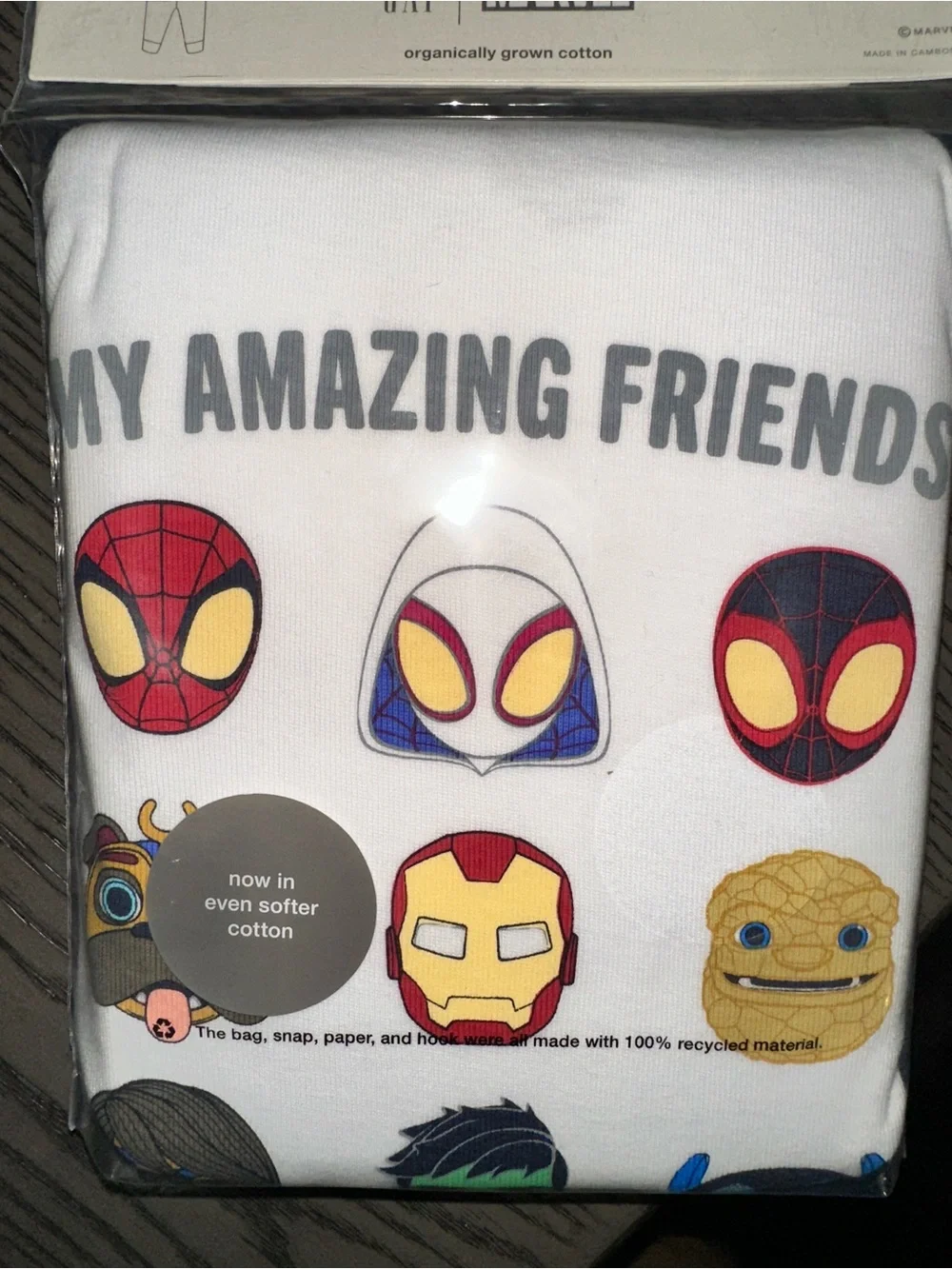 GAP White Marvel Kids Pajama Set with Multicolor Hero Faces